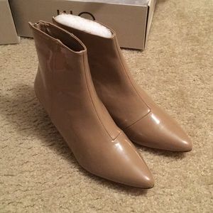 Urban Outfitters Bailey Patent Kitten Heel boots